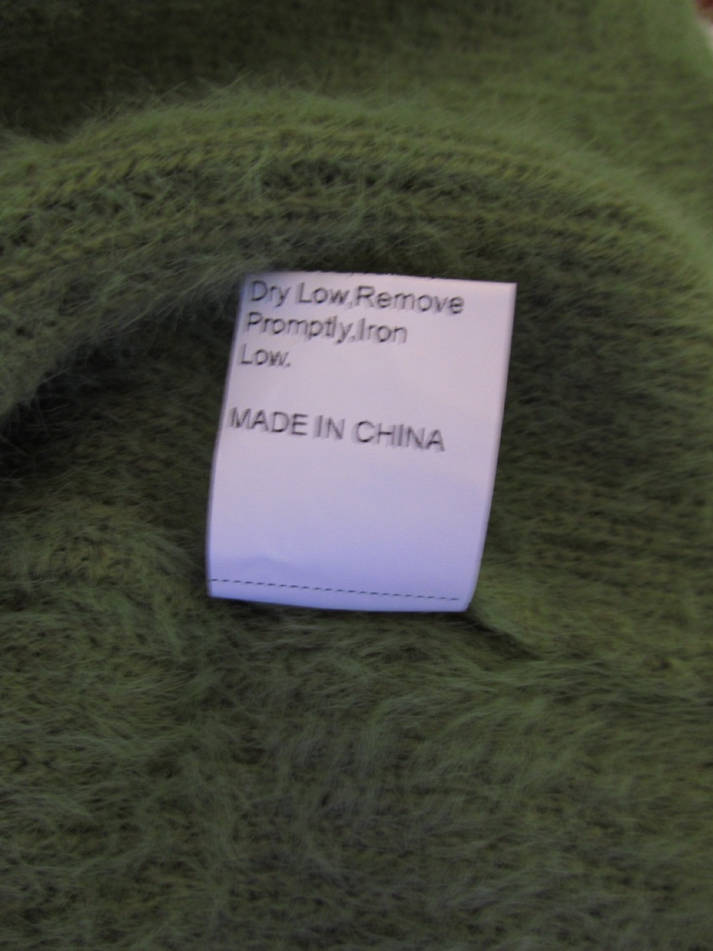 V-Neck Cropped Fuzzy Green Cardigan - SHEIN - Picture 8 of 9